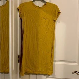 Yellow/mustard knee length dress